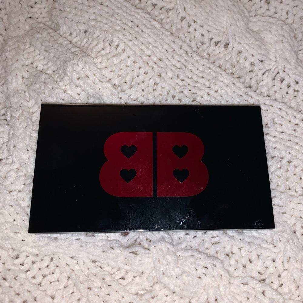Betty Boop eyeshadow palette in “that’s so Betty”